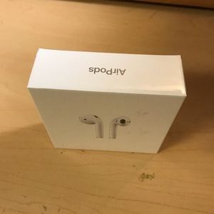 NEW Apple AirPods